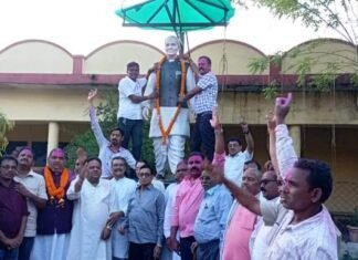 चंद्रनाहू शिक्षण समिति के अध्यक्ष राहुल व सचिव कमलेश चंद्राकर बने चंद्रनाहू शिक्षण समिति के अध्यक्ष राहुल व सचिव कमलेश चंद्राकर बने