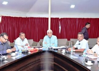 प्रदेश में कोरोना संक्रमण के बढ़ते मामलों को देखते हुए स्वास्थ्य मंत्री ने ली बैठक प्रदेश में कोरोना संक्रमण के बढ़ते मामलों को देखते हुए स्वास्थ्य मंत्री ने ली बैठक