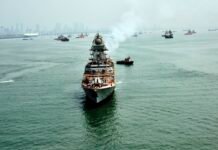 युद्धपोत इंफाल को परीक्षण के लिए पहली बार समुद्र में किया गया रवाना युद्धपोत इंफाल को परीक्षण के लिए पहली बार समुद्र में किया गया रवाना