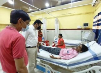 कोरोना संक्रमण से लड़ने तैयार है प्रशासन,मॉक ड्रिल कर तैयारियों को परखा कोरोना संक्रमण से लड़ने तैयार है प्रशासन,मॉक ड्रिल कर तैयारियों को परखा