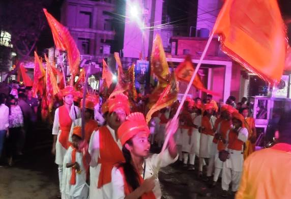 भव्य कलश यात्रा के साथ श्री मारूति महायज्ञ का हुआ आगाज