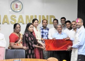 उमेश वर्मा के सेवानिवृत्त होने पर दी गई भावभीनी विदाई उमेश वर्मा के सेवानिवृत्त होने पर दी गई भावभीनी विदाई