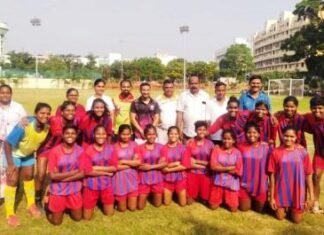 विमेंस फुटबॉल टीम को मिला गोल्ड मैडल ,खेलो इंडिया जनजाति खेल राष्ट्रीय प्रतियोगिता में विमेंस फुटबॉल टीम को मिला गोल्ड मैडल