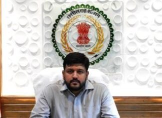 जिले के नवनियुक्त कलेक्टर प्रभात मलिक ने ग्रहण किया कार्यभार जिले के नवनियुक्त कलेक्टर ने ग्रहण किया कार्यभार