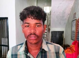 हत्या के आरोपी को आठ घंटा के भीतर पुलिस ने किया गिरफ्तार हत्या के आरोपी को आठ घंटा के भीतर पुलिस ने किया गिरफ्तार