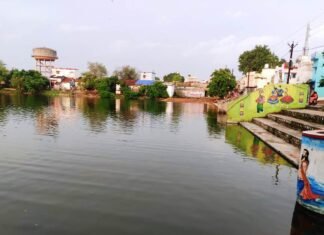 गार्डनों के साथ ही तालाबों का कायाकल्प कराने कलेक्टर का ध्यानाकर्षित कराया संसदीय सचिव ने गार्डनों व तालाबों का कायाकल्प कराने कलेक्टर का ध्यानाकर्षित कराया