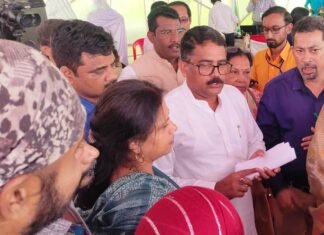 रेलवे स्टेशन का आधुनिकीकरण पुनर्विकास शिलान्यास कार्यक्रम मे सांसद को सौपा ज्ञापन रेलवे स्टेशन का आधुनिकीकरण पुनर्विकास कार्यक्रम मे सांसद को सौपा ज्ञापन