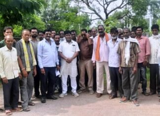 नहर के टेल एरिया में नहीं पहुंच रहा पानी किसान परेशान नहर के टेल एरिया में नहीं पहुंच रहा पानी किसान परेशान