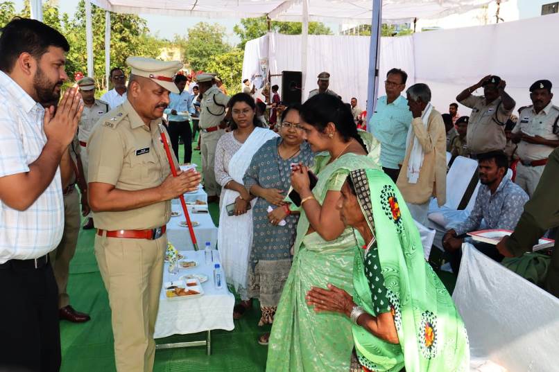 "पुलिस स्मृति दिवस" पर शहीदों को दी गई श्रद्धांजलि