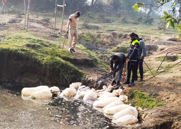 जिला के विभिन्न इलाकों में अवैध शराब के खिलाफ हुई कार्रवाई