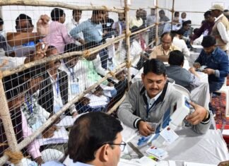 3 rd राउंड 11369 सरायपाली कांग्रेस लीड,बसना 4rth राउंड 5300से बीजेपी आगे 3 rd राउंड 11369 सरायपाली कांग्रेस लीड,बसना 4rth राउंड 5300से बीजेपी आगे