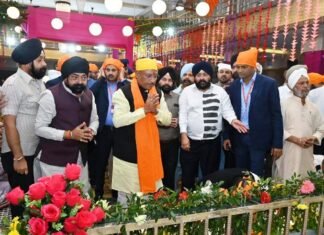 सिखों के दशम गुरु गुरु गोविंद सिंह जी की जयंती समारोह में हुए शामिल CM साय दशम गुरु गुरु गोविंद सिंह जी की जयंती समारोह में हुए शामिल CM साय