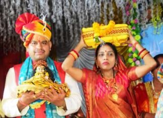 श्री शिव महापुराण कथा संपन्न, निकली भव्य शोभायात्रा श्री शिव महापुराण कथा संपन्न, निकली भव्य शोभायात्रा