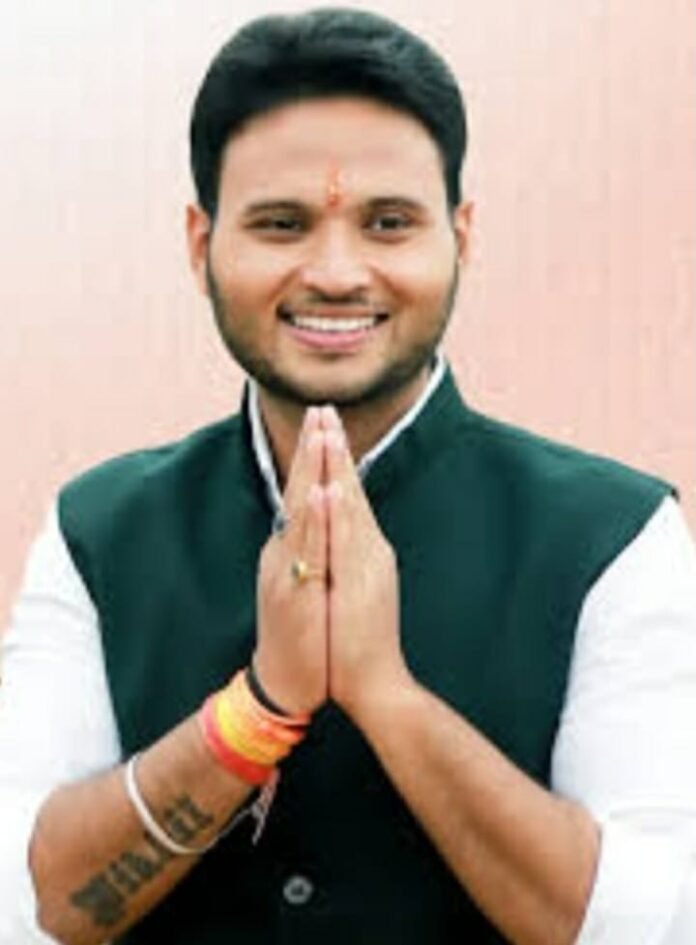 msmd_nikhil_jpg बीटीआई रोड की बदहाली पर नगर पालिका अध्यक्ष ने लिया संज्ञान