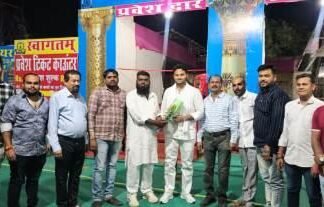 मीना बाजार का शुभारंभ व सीसी रोड का किया भूमिपूजन नपाध्यक्ष ने मीना बाजार का शुभारंभ व सीसी रोड का किया भूमिपूजन नपाध्यक्ष ने