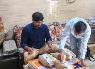 खाद्य एवं औषधि प्रशासन का 3 संस्थानों में दबिश,जांच के लिए ली गई सैम्पल खाद्य एवं औषधि प्रशासन का 3 संस्थानों में दबिश,जांच के लिए ली गई सैम्पल