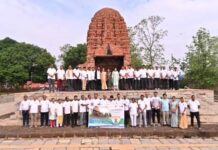 लक्ष्मण मंदिर परिसर में अंतरराष्ट्रीय योग दिवस पर हुआ जिला स्तरीय कार्यक्रम