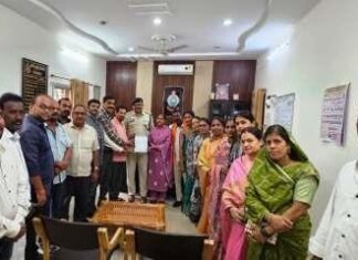 शहर के विभिन्न वार्डों में नशे के खिलाफ मोर्चा: भाजपा नेताओं ने सौंपा ज्ञापन शहर के विभिन्न वार्डों में नशे के खिलाफ मोर्चा: भाजपा नेताओं ने सौंपा ज्ञापन