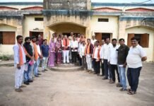 समरसता भवन में कार्यकर्ताओं संग की रणनीतिक बैठक, संगठन सशक्तिकरण पर जोर समरसता भवन में कार्यकर्ताओं की बैठक संगठन सशक्तिकरण पर जोर