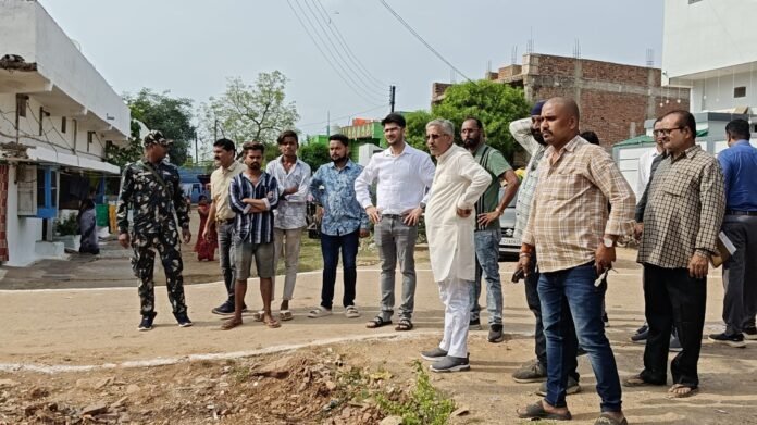 balou-05 छठ पूजा घाट की तैयारियों का लिया जायजा कलेक्टर सोनी ने