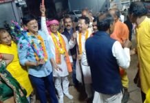 धूमधाम से मना यादव समाज का मातर पर्व, जनप्रतिनिधियों ने की भगवान कृष्ण की आराधना धूमधाम से मना मातर पर्व, जनप्रतिनिधियों ने की भगवान कृष्ण की आराधना