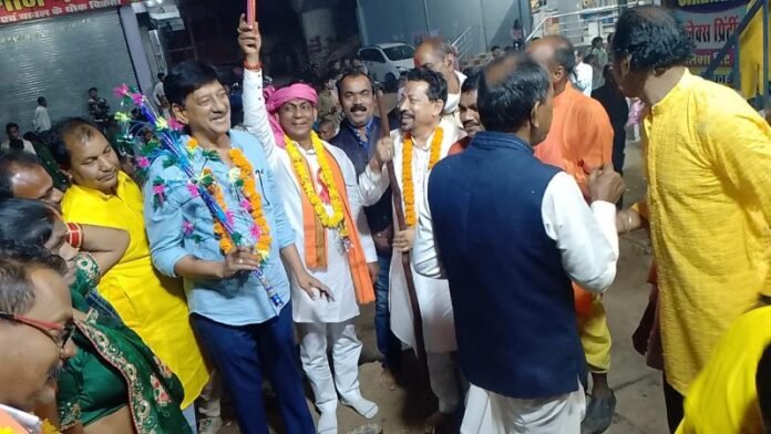 msmd-02 धूमधाम से मना मातर पर्व, जनप्रतिनिधियों ने की भगवान कृष्ण की आराधना