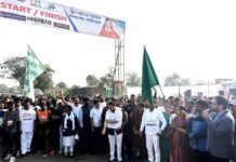 मरौद से सिरपुर तक ‘रन फॉर यूनिटी’ मैराथन में उमड़ा जनसैलाब, एकता और स्वदेशी का संदेश मरौद से सिरपुर तक ‘रन फॉर यूनिटी’ मैराथन में उमड़ा जनसैलाब