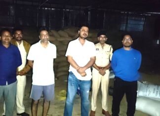 भुरकोनी में 1265 बोरी अवैध धान जप्त,उपार्जन केन्द्रों के लिए नोडल अधिकारी नियुक्त भुरकोनी में 1265 बोरी अवैध धान जप्त