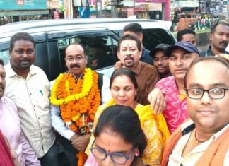 डिप्टी सीएम अरुण साव का नगर आगमन पर स्वागत डिप्टी सीएम अरुण साव का नगर आगमन पर स्वागत