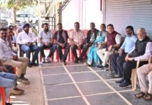 बसना में SIR अभियान की बैठक, विधायक डॉ. संपत अग्रवाल ने मतदाता सूची सुधार पर दिया जोर बसना में SIR अभियान की बैठक ली विधायक अग्रवाल ने