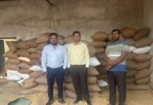 दमोदरहा व बागबाहरा कला में संयुक्त टीम ने अवैध धान किया जप्त दमोदरहा व बागबाहरा कला में संयुक्त टीम ने अवैध धान किया जप्त