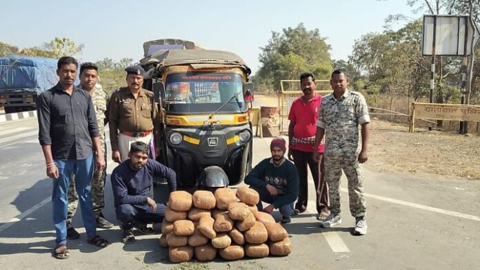 ab6c7859-32fe-4198-b26c-1fab965185c7 (2) 60 किलो गांजा सहित दो अंतर्राज्यीय तस्कर गिरफ्तार