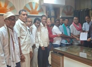 बकाया भुगतान को लेकर 132 किसान-मजदूरों का अल्टीमेटम, 20 फरवरी को कंपनी प्लांट घेराव की चेतावनी बकाया भुगतान को लेकर 132 किसान-मजदूरों का अल्टीमेटम