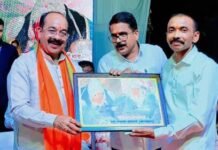 खल्लारी के चैत्र पूर्णिमा मेला महोत्सव में उपमुख्यमंत्री साव ने मार्ग के सुदृढ़ीकरण की घोषणा की खल्लारी में उपमुख्यमंत्री साव ने मार्ग के सुदृढ़ीकरण की घोषणा की