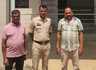 धान खरीद घोटाला: डेढ़ करोड़ की ठगी करने वाला आरोपी गिरफ्तार धान खरीद घोटाला: डेढ़ करोड़ की ठगी करने वाला आरोपी गिरफ्तार