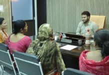 वुमेन फॉर ट्री’ योजना की महिलाओं को मिलेगा लंबित मानदेय, अध्यक्ष ने दिए भुगतान के निर्देश वुमेन फॉर ट्री' योजना की महिलाओं को मिलेगा लंबित मानदेय
