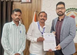 खल्लारी पंचायत में विकास कार्यों की मांग की उपसरपंच तारेश ने, कलेक्टर को सौंपा ज्ञापन khallari panchayat mein vikas karyon ki mang ki upsarpanch taaresh ne