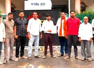 कोडार जलाशय के डूबान से 50 एकड़ तक धान की फसल बर्बाद, नुकसान का मुआवजा देने की मांग