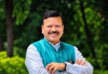 सहारा निवेशकों के भुगतान में देरी केंद्र सरकार पर निशाना साधा विनोद ने सहारा निवेशकों के भुगतान में देरी केंद्र सरकार पर निशाना साधा विनोद ने