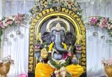 ईडब्ल्यूएस कॉलोनी हाउसिंग बोर्ड में गणेशोत्सव की धूम, महाआरती में उमड़े श्रद्धालु EWS कॉलोनी हाउसिंग बोर्ड में गणेशोत्सव की धूम, महाआरती में उमड़े श्रद्धालु