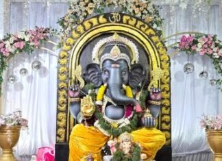 ईडब्ल्यूएस कॉलोनी हाउसिंग बोर्ड में गणेशोत्सव की धूम, महाआरती में उमड़े श्रद्धालु EWS कॉलोनी हाउसिंग बोर्ड में गणेशोत्सव की धूम, महाआरती में उमड़े श्रद्धालु