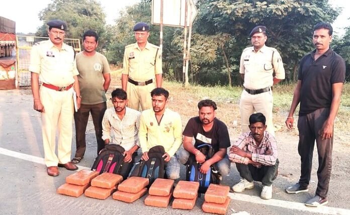 04 राजस्थान निवासी गांजा तस्कर को पुलिस ने किया गिरफ्तार