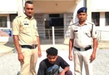 गांजा तस्करी के पूरे नेटवर्क का पर्दाफाश, उड़ीसा से मुख्य आरोपी गिरफ्तार गांजा तस्करी के पूरे नेटवर्क का पर्दाफाश, उड़ीसा से मुख्य आरोपी गिरफ्तार